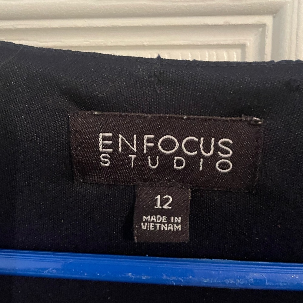 Enfocus dress. Navy blue and white wavy patterns. - Picture 2 of 3
